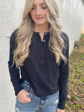 Load image into Gallery viewer, LIYA LONG SLEEVE SLUB TEE
