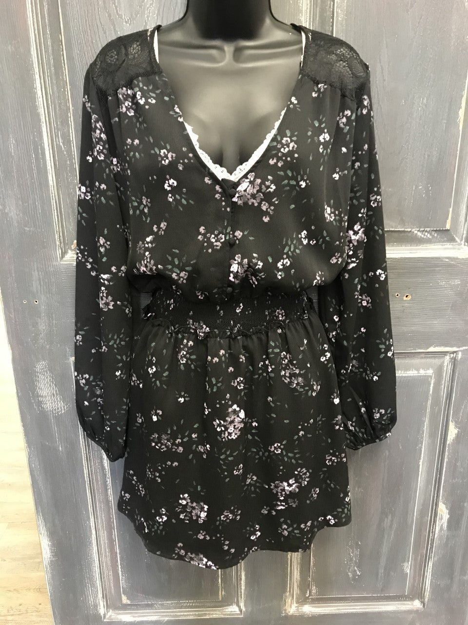 SCATTERED FLORAL DRESS